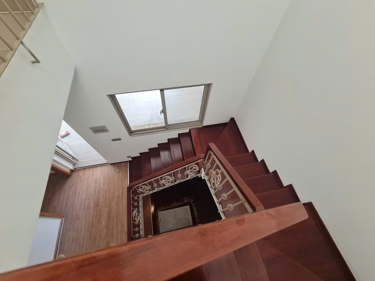 Cho thuê Biệt thự Quận 7, Hồ Chí Minh, Diện tích 140m², Giá 67 Triệu/tháng 2