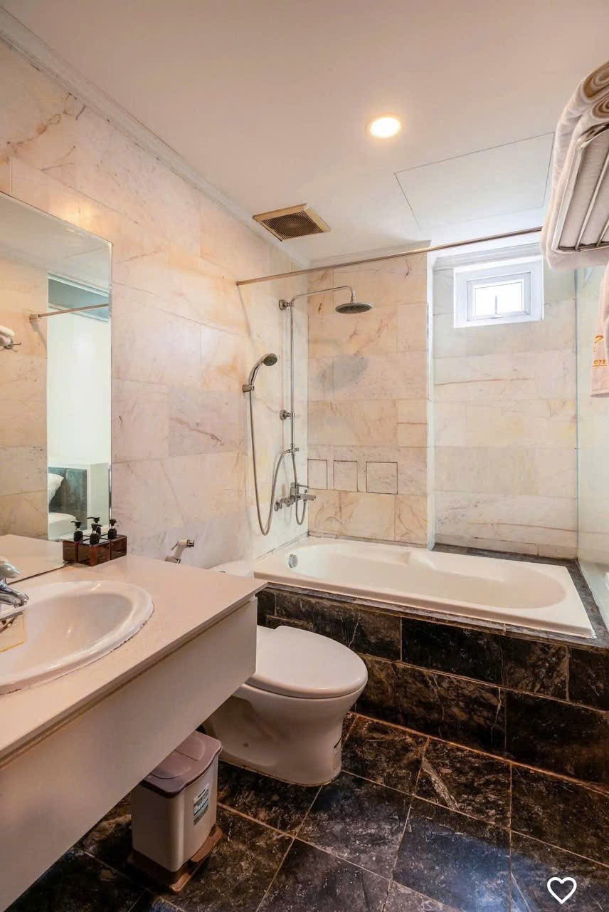 Cần bán Nhà mặt tiền Thủ Đức, Hồ Chí Minh, Diện tích 240m², Giá Thương lượng 8