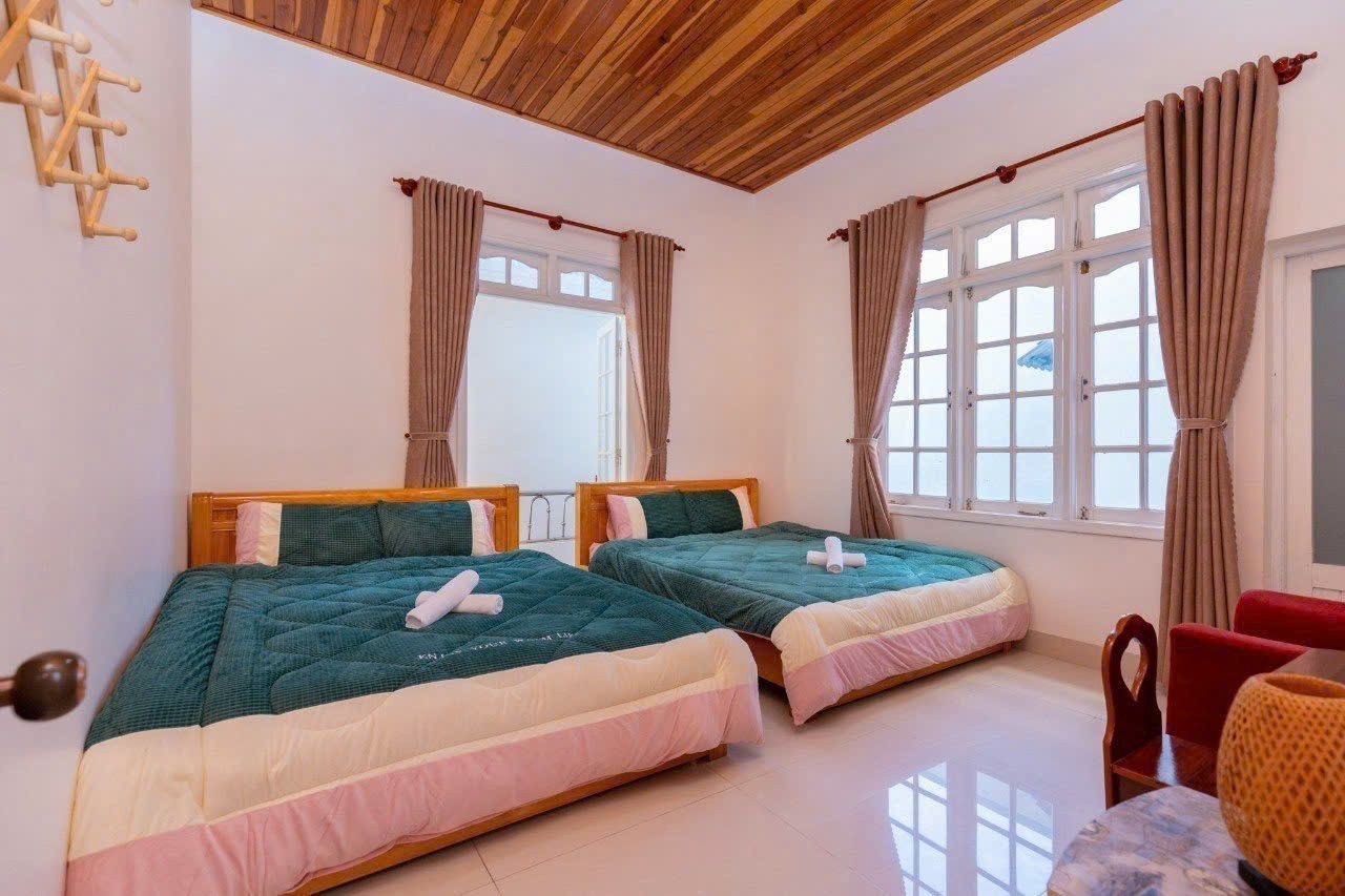Cho thuê villa 8 phòng ngủ đường Hùng Vương phường 9 Đà Lạt giá 18 triệu/tháng 2