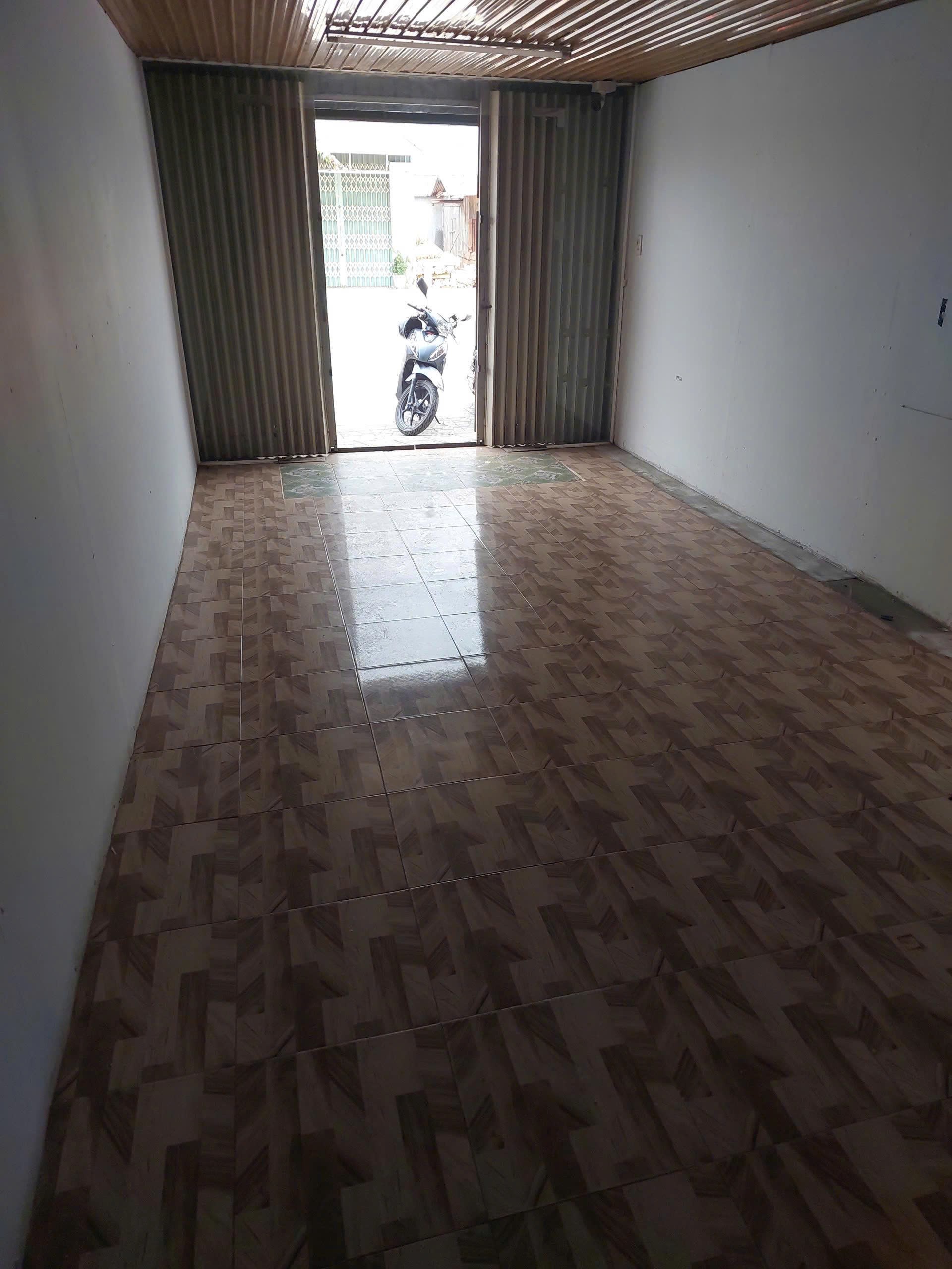 Cho thuê nhà mặt tiền Nguyên Tử Lực Phường 8 Đà Lạt 15 triệu/tháng