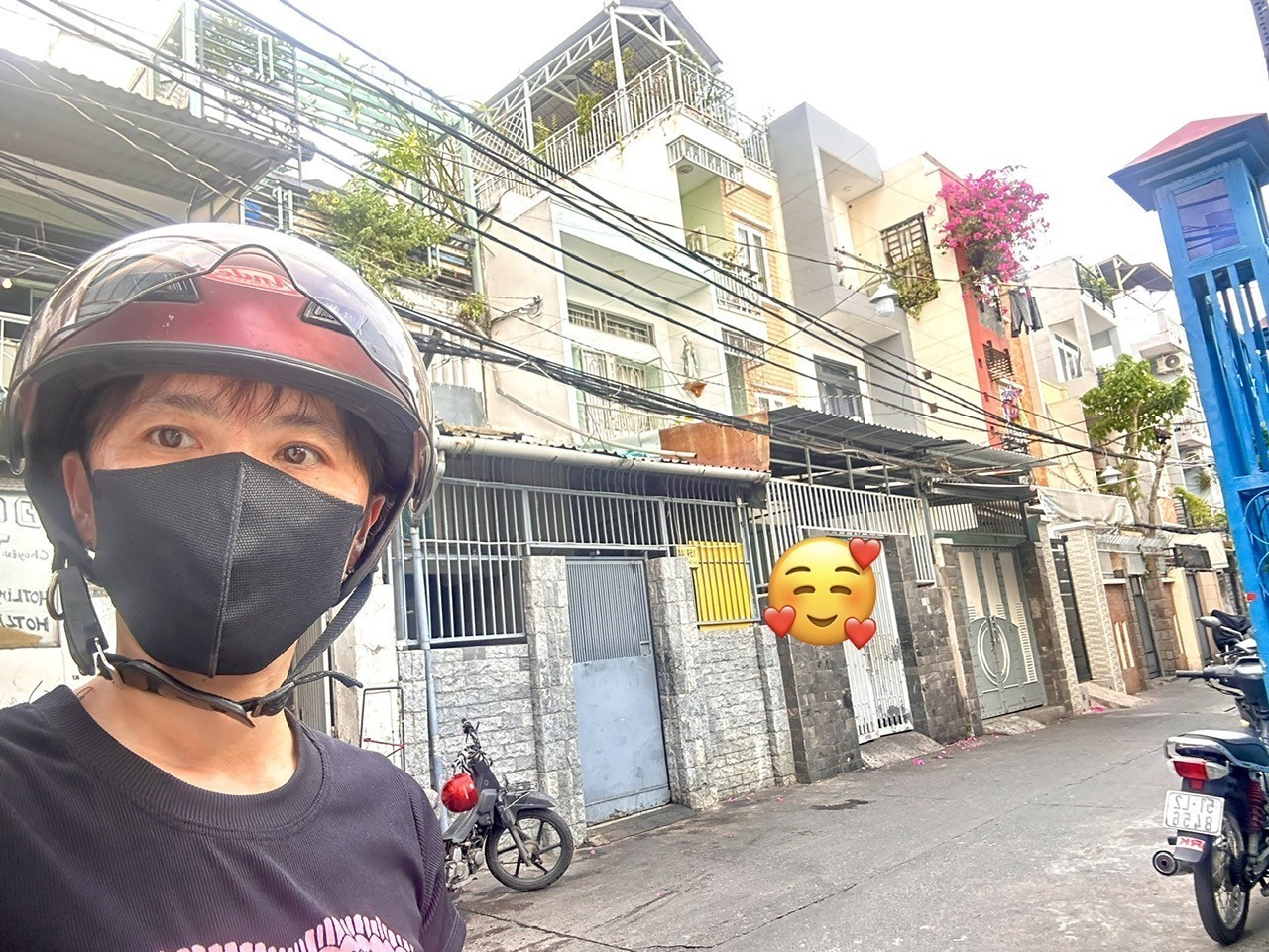BÁN NHÀ XE HƠI ĐẬU CỬA Đ.XÓM CHIẾU- LUU THÔNG THUẬN TIỆN QUA CÁC TUYẾN ĐƯỜNG- TÔN THẤT THUYẾT- TÔN