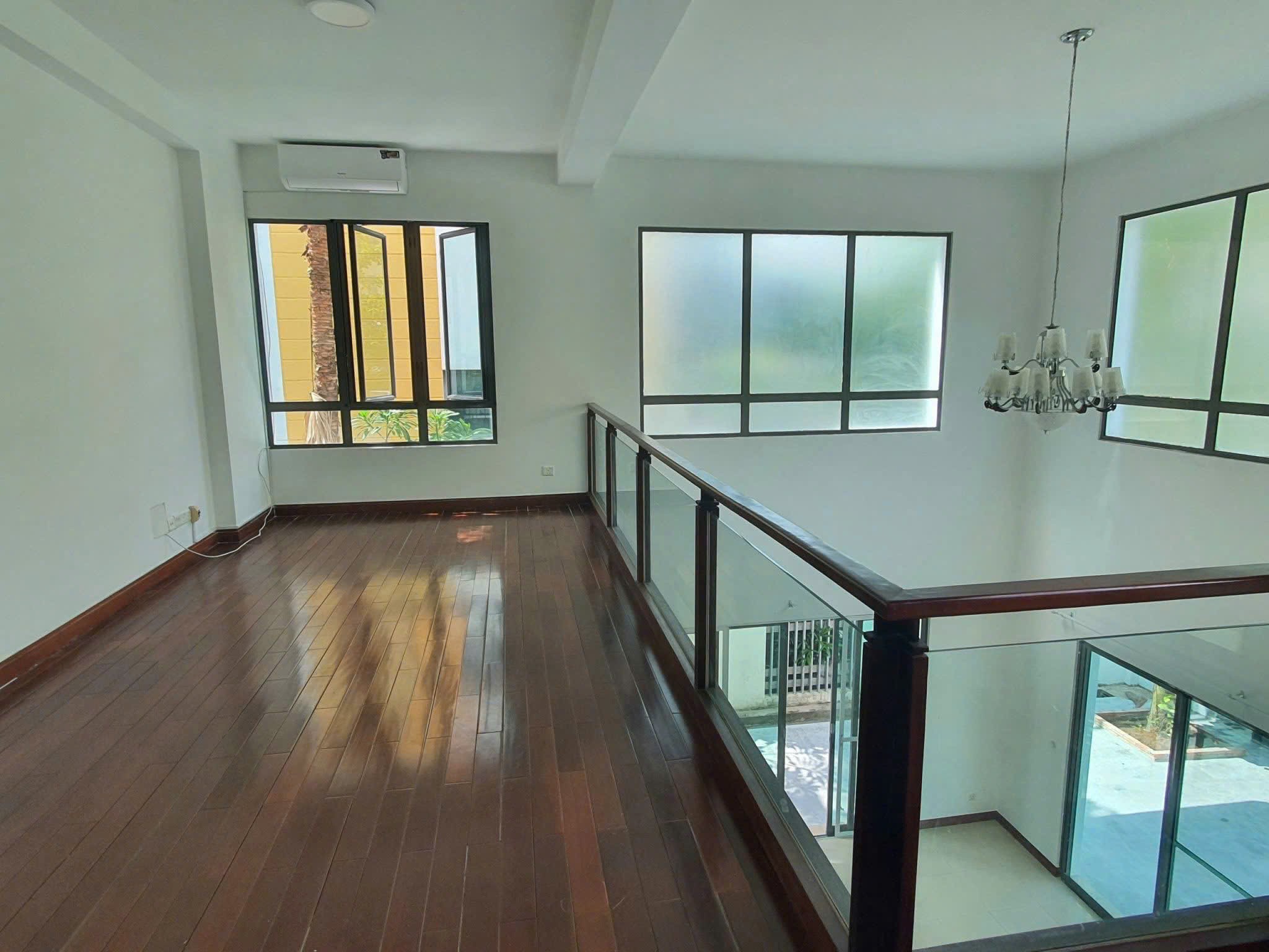 Cần bán Biệt thự Phường An Khánh, Quận 2, Diện tích 289m², Giá Thương lượng 3