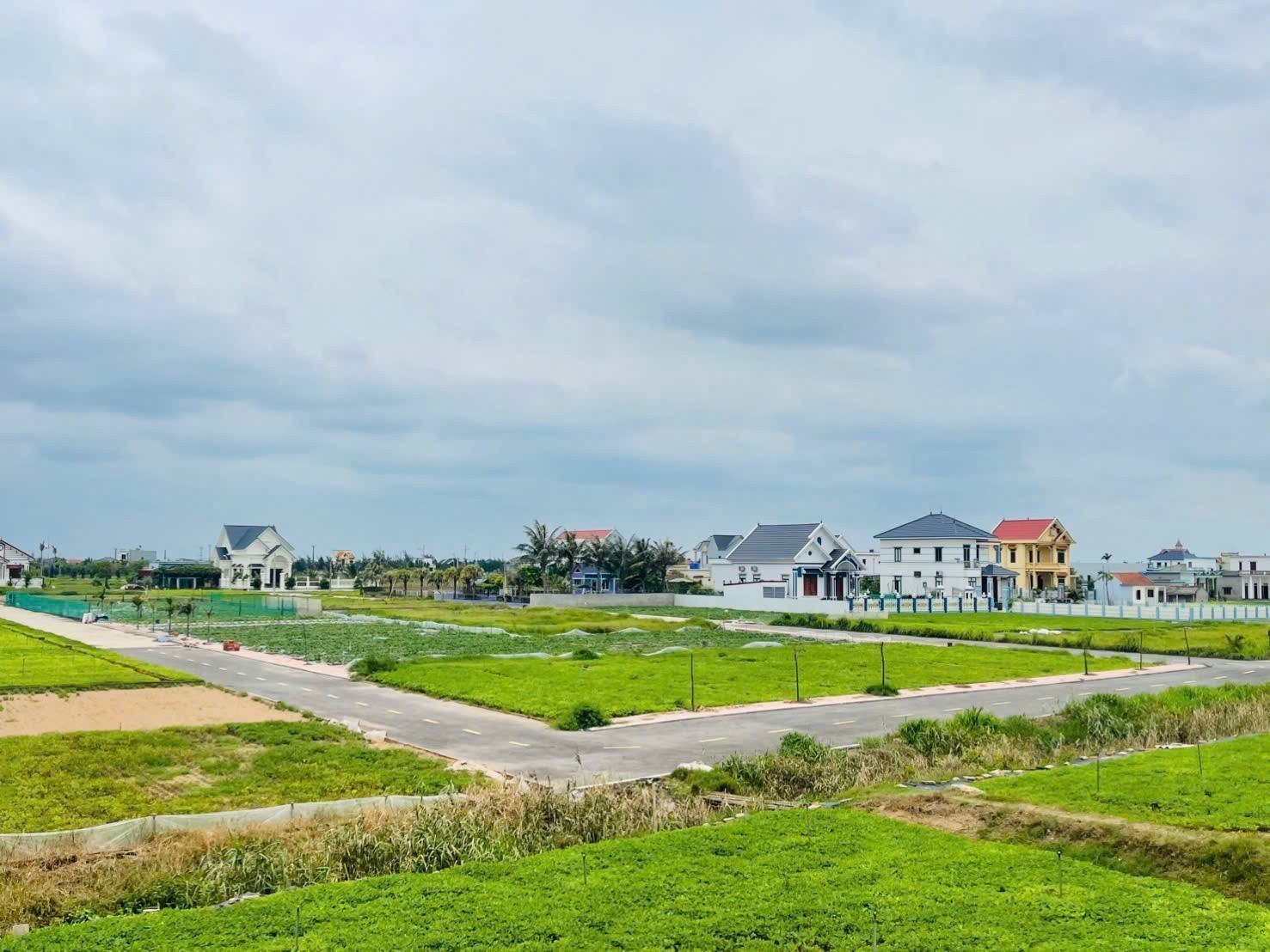 Chính chủ bán gấp 100m2, 12tr/m, đất Biển Hải Xuân, lõi khu kinh tế Ninh Cơ Nam Định