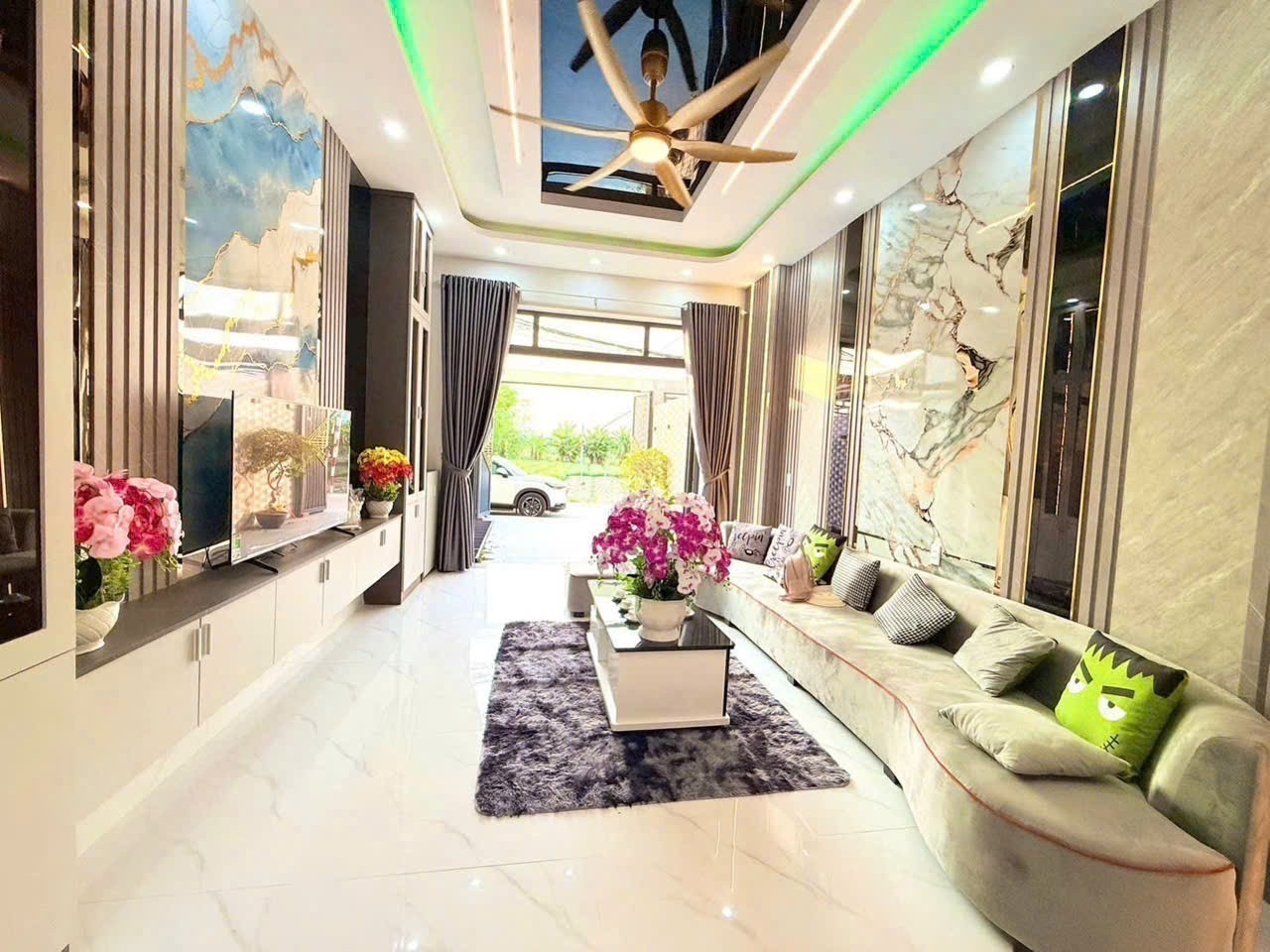 Bán nhà mới thiết kế hiện đại gần chợ Long Thượng dt 109m2, 2 lầu, 4pn,4wc hướng Tây giá chốt 3,75 7