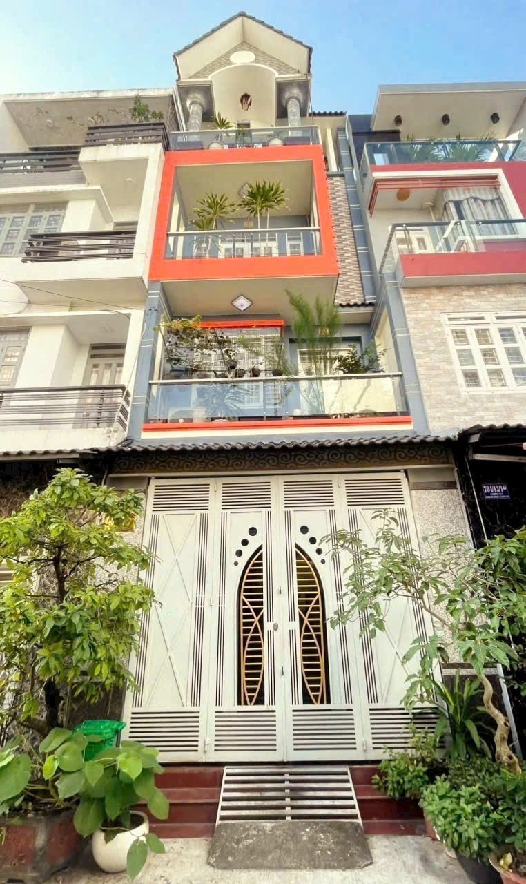 Bán nhà 704// Hương Lộ 2, Bình Trị Đông dt 58,5m2 ,3 lầu 4pn,5wc hướng BẮC giá 6,95 tỷ