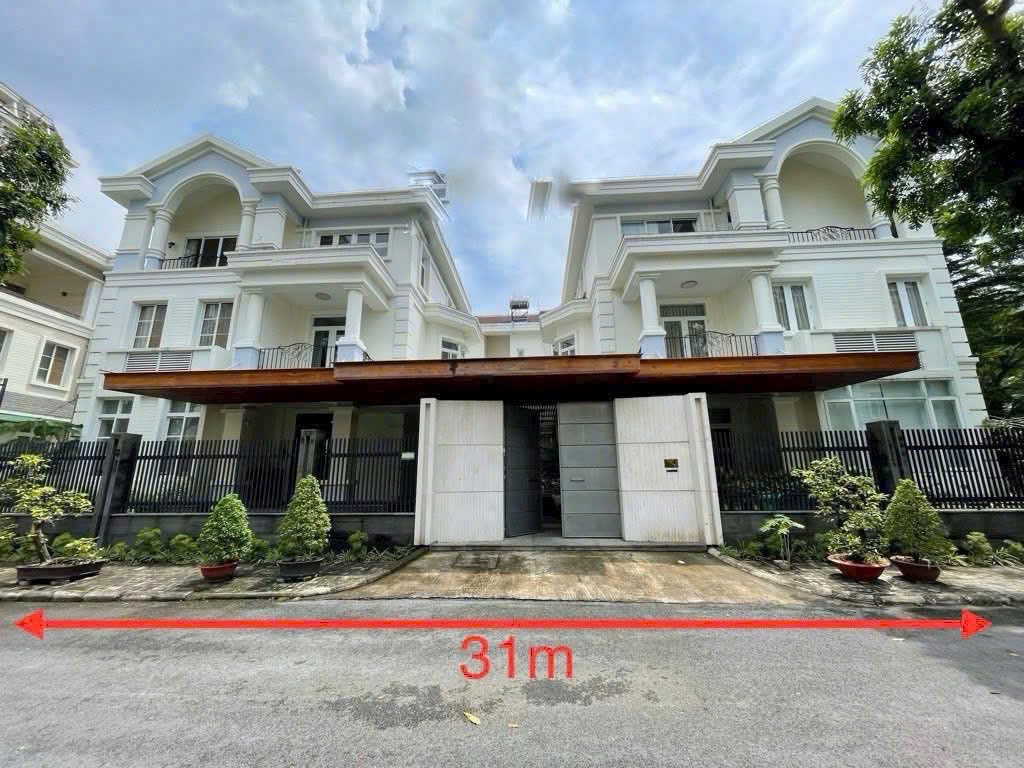 Cần bán Biệt thự Quận 7, Hồ Chí Minh, Diện tích 560m², Giá 150 Tỷ