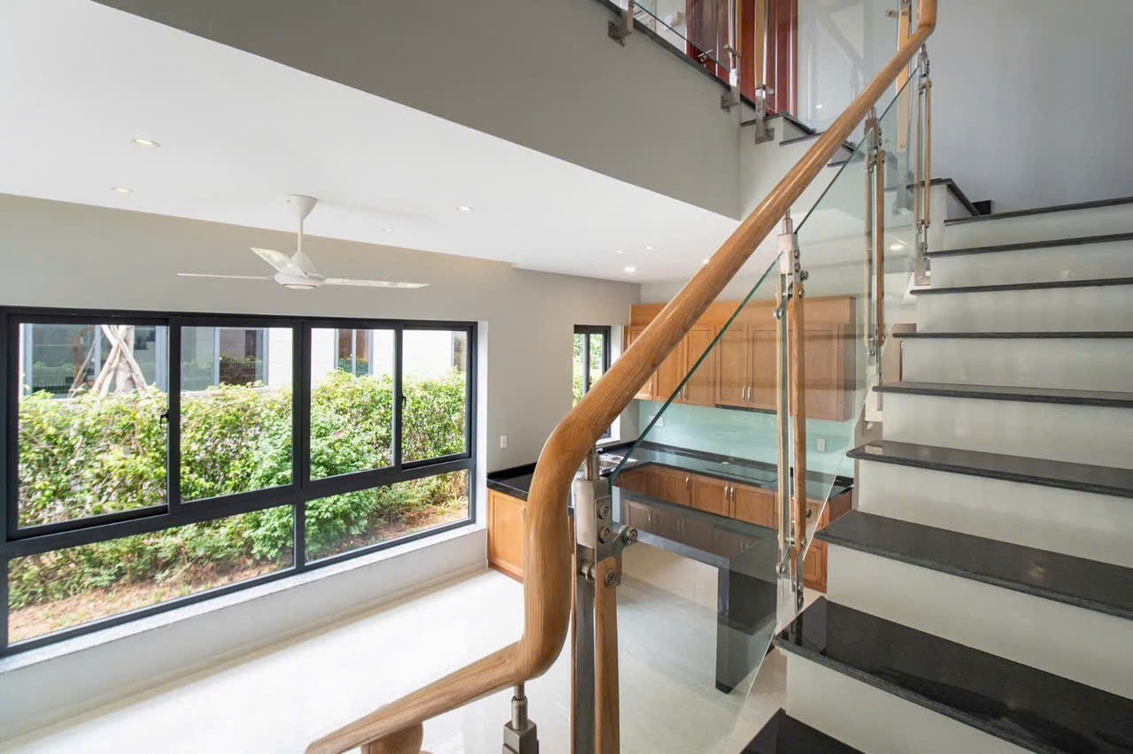 Cho thuê Biệt thự Phường Tăng Nhơn Phú A, Quận 9, Diện tích 240m², Giá 036 Triệu/tháng 4