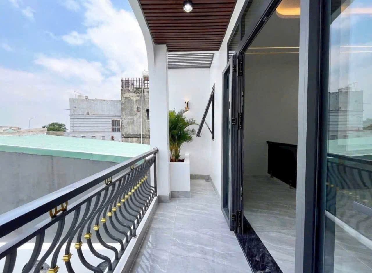 Bán nhà mới xây thiết kế hiện đại dt 120m2 1 lầu ,3pn,2wc, sân oto , đã hoàn công giá 3,05 tỷ 3