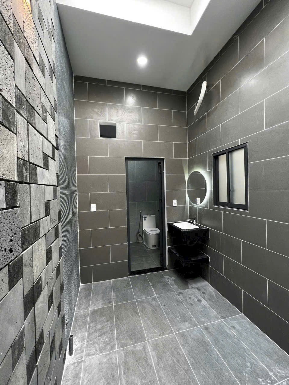 Bán 8 căn nhà xây đồng bộ 1/ đường Chợ Chiều, thị trấn Đức Hòa dt 110m2 giá từ 2,55 tỷ đến 2,8 tỷ 1 7