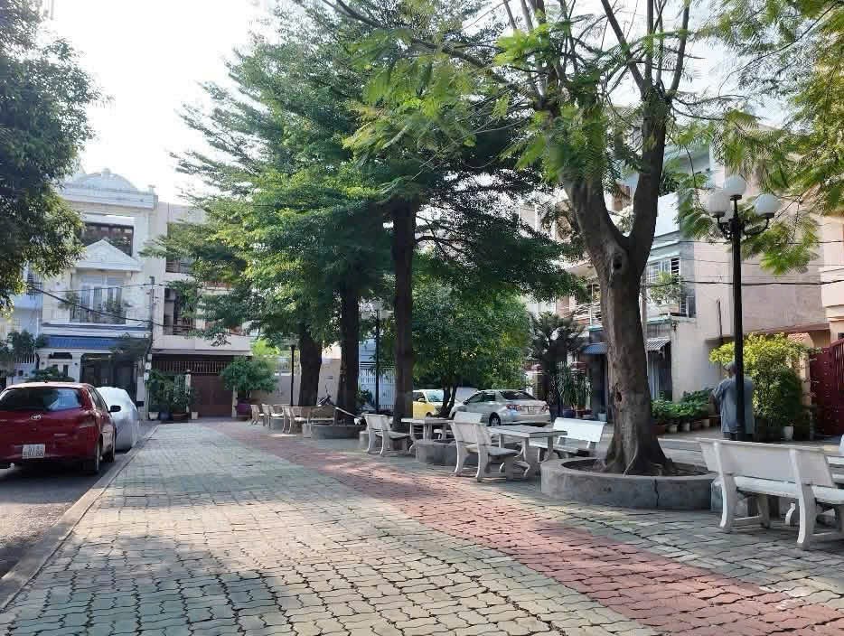 Cần bán Biệt thự Thủ Đức, Hồ Chí Minh, Diện tích 261m², Giá 27 Tỷ