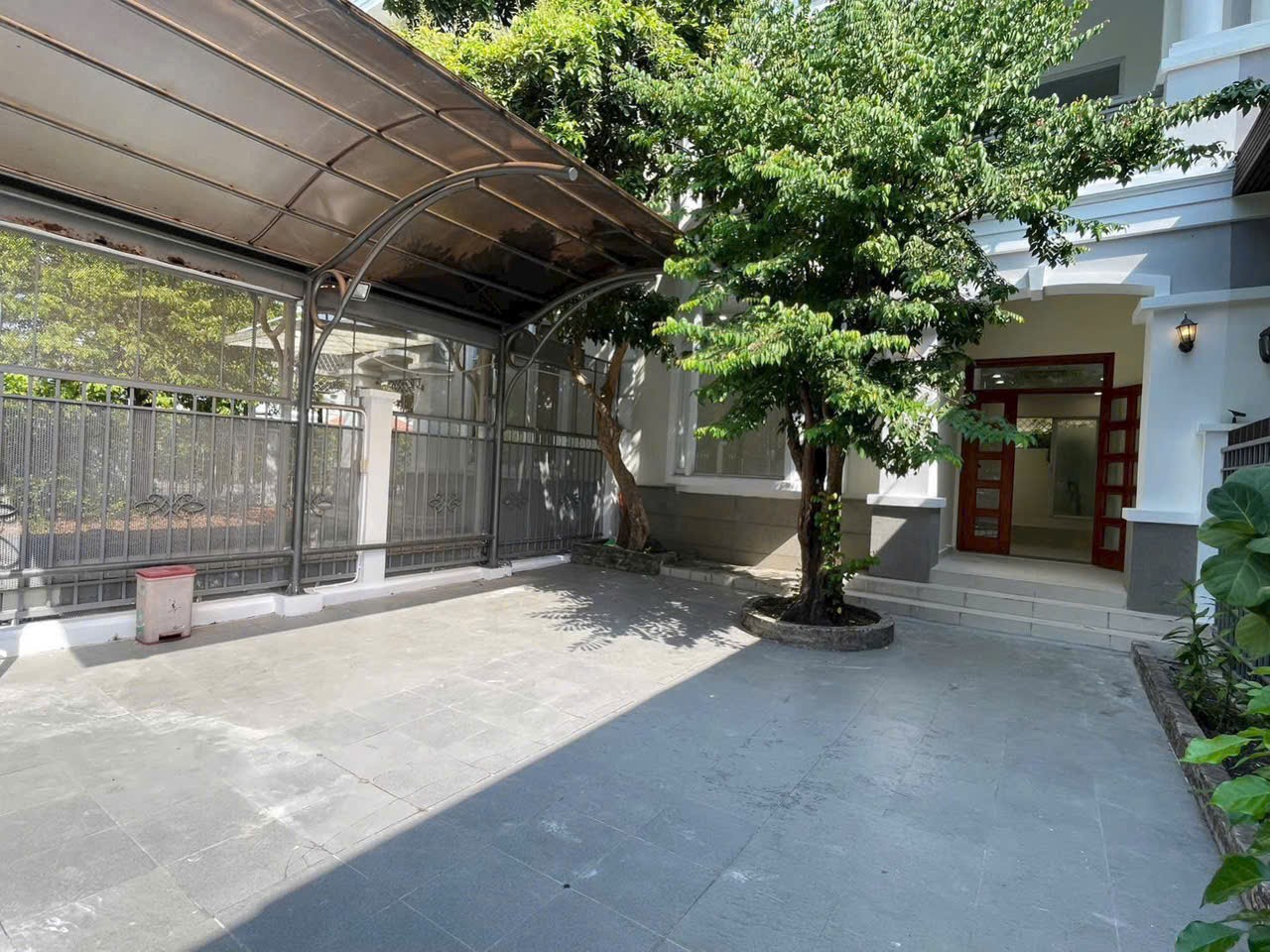 Cho thuê Nhà mặt tiền Phường Phú Mỹ, Quận 7, Diện tích 140m², Giá 42 Triệu/tháng