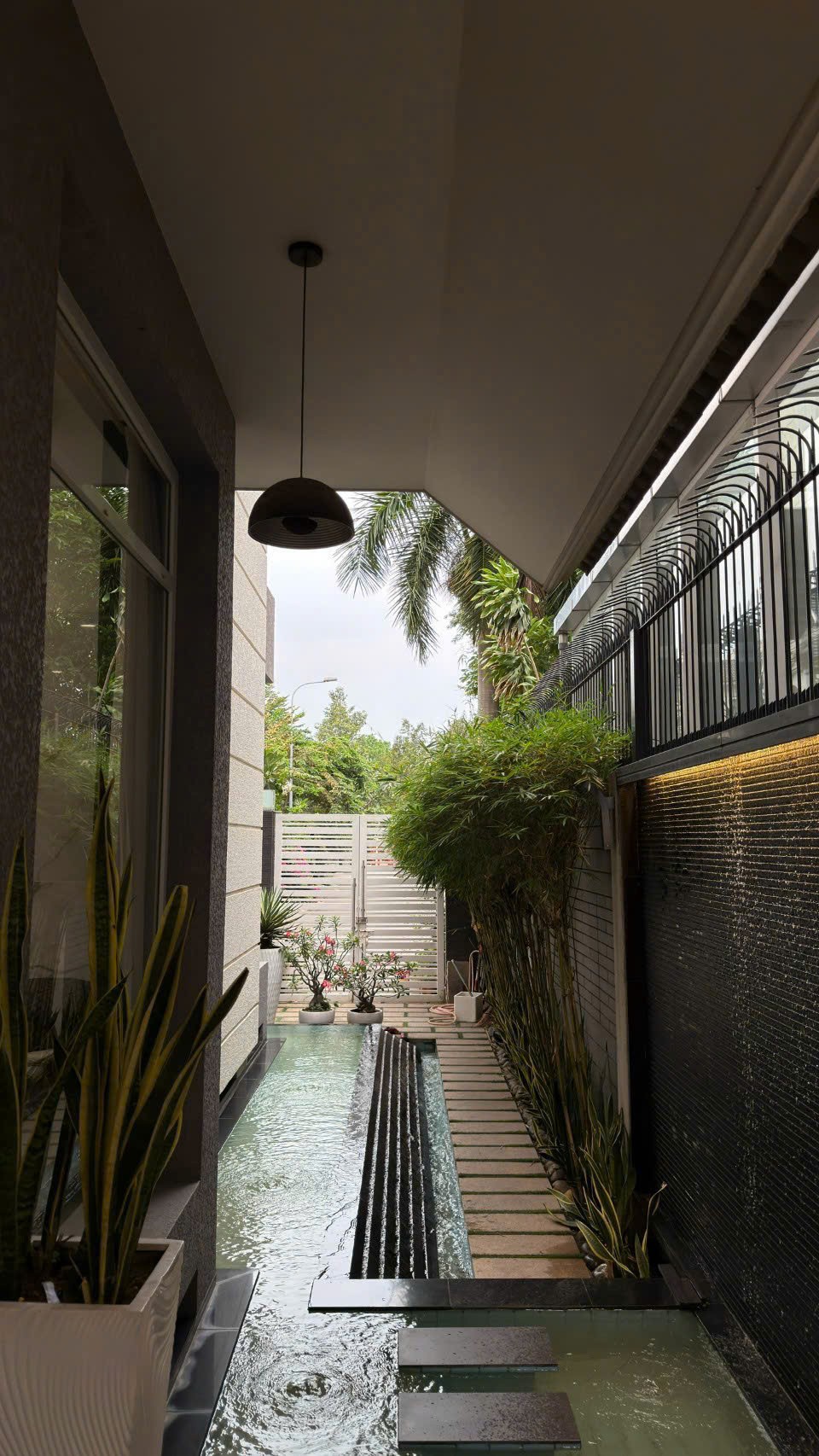Cần bán Biệt thự Phường An Phú, Quận 2, Diện tích 200m², Giá 75 Tỷ 2