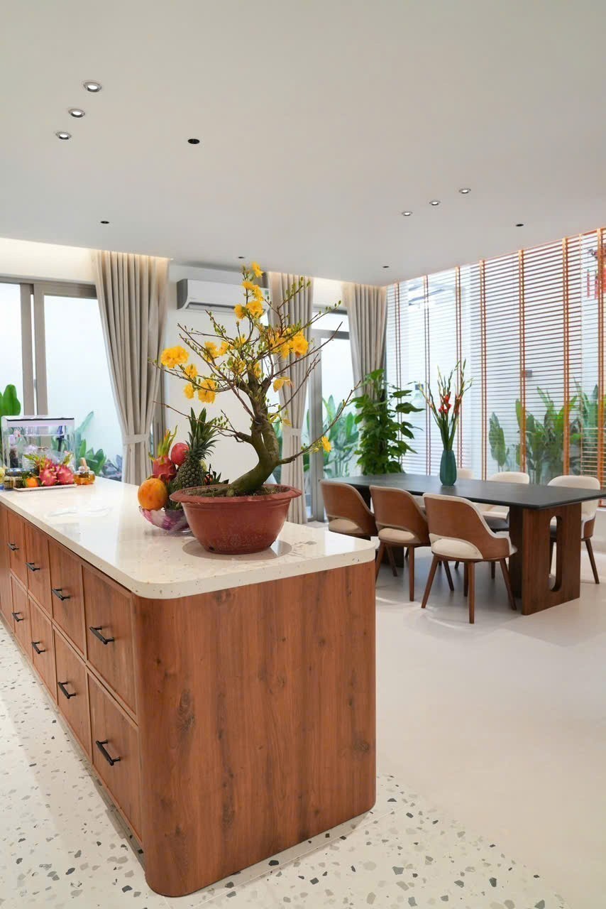 Cần bán Nhà mặt tiền Phường Phú Thuận, Quận 7, Diện tích 157m², Giá 18.5 Tỷ