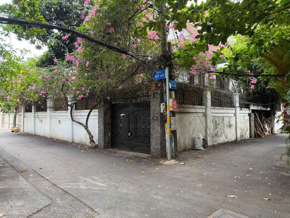 Cho thuê Biệt thự Phường Thảo Điền, Quận 2, Diện tích 289m², Giá 0126 Triệu/tháng 6