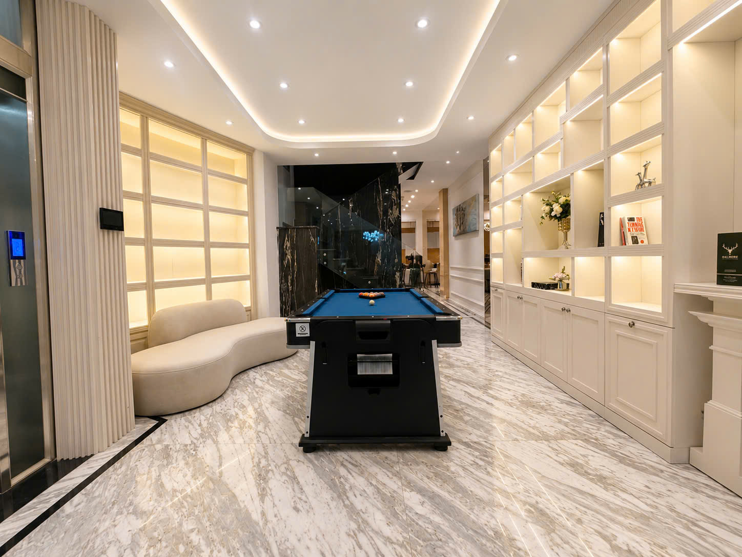 Cho thuê Biệt thự Quận 1, Hồ Chí Minh, Diện tích 200m², Giá Thương lượng 5