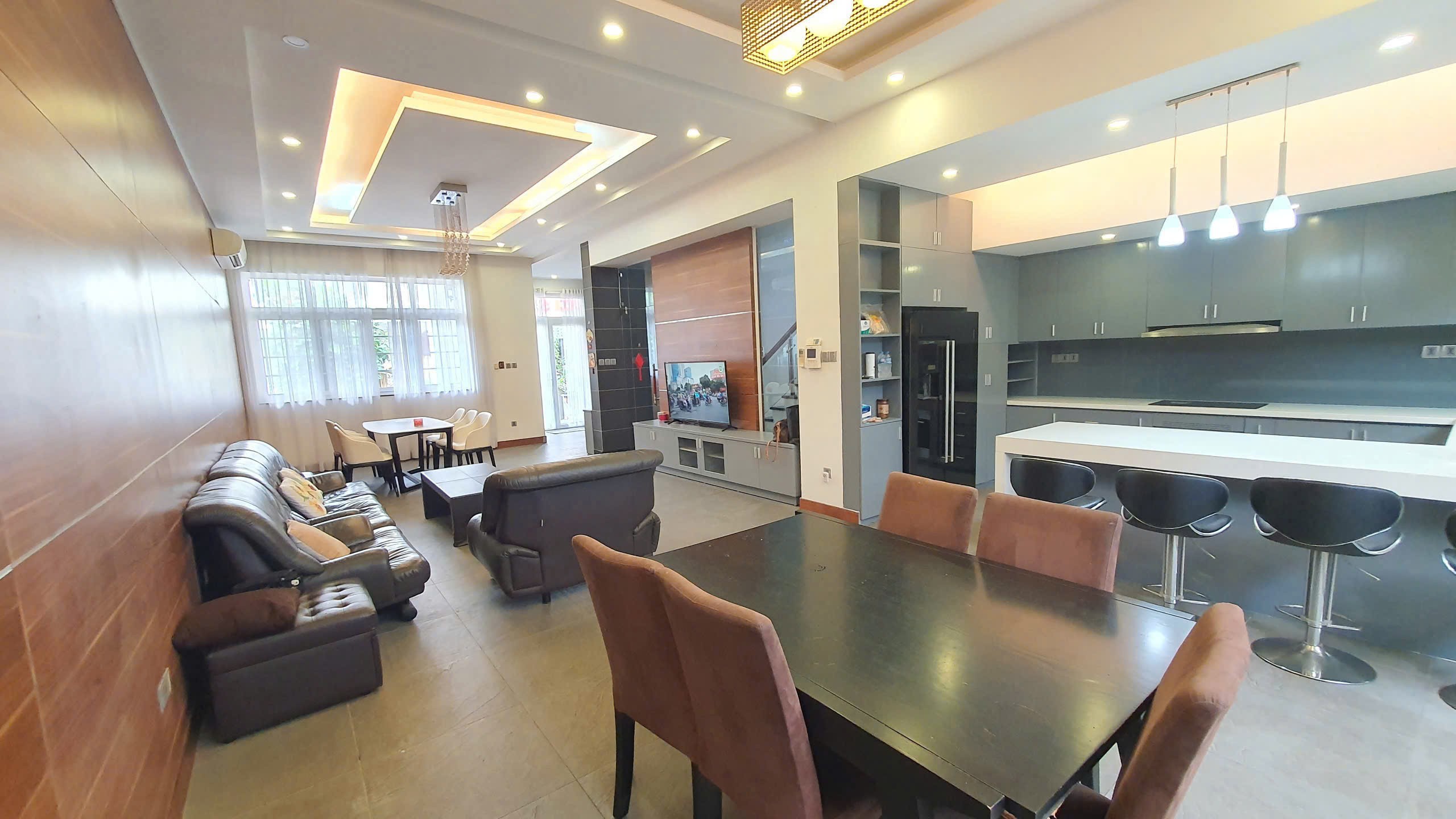 Cho thuê Biệt thự Quận 7, Hồ Chí Minh, Diện tích 150m², Giá 75 Triệu/tháng