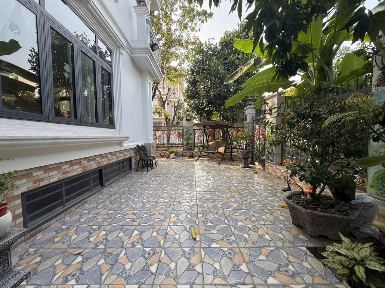 Cho thuê Biệt thự Phường Phú Mỹ, Quận 7, Diện tích 285m², Giá Thương lượng 4