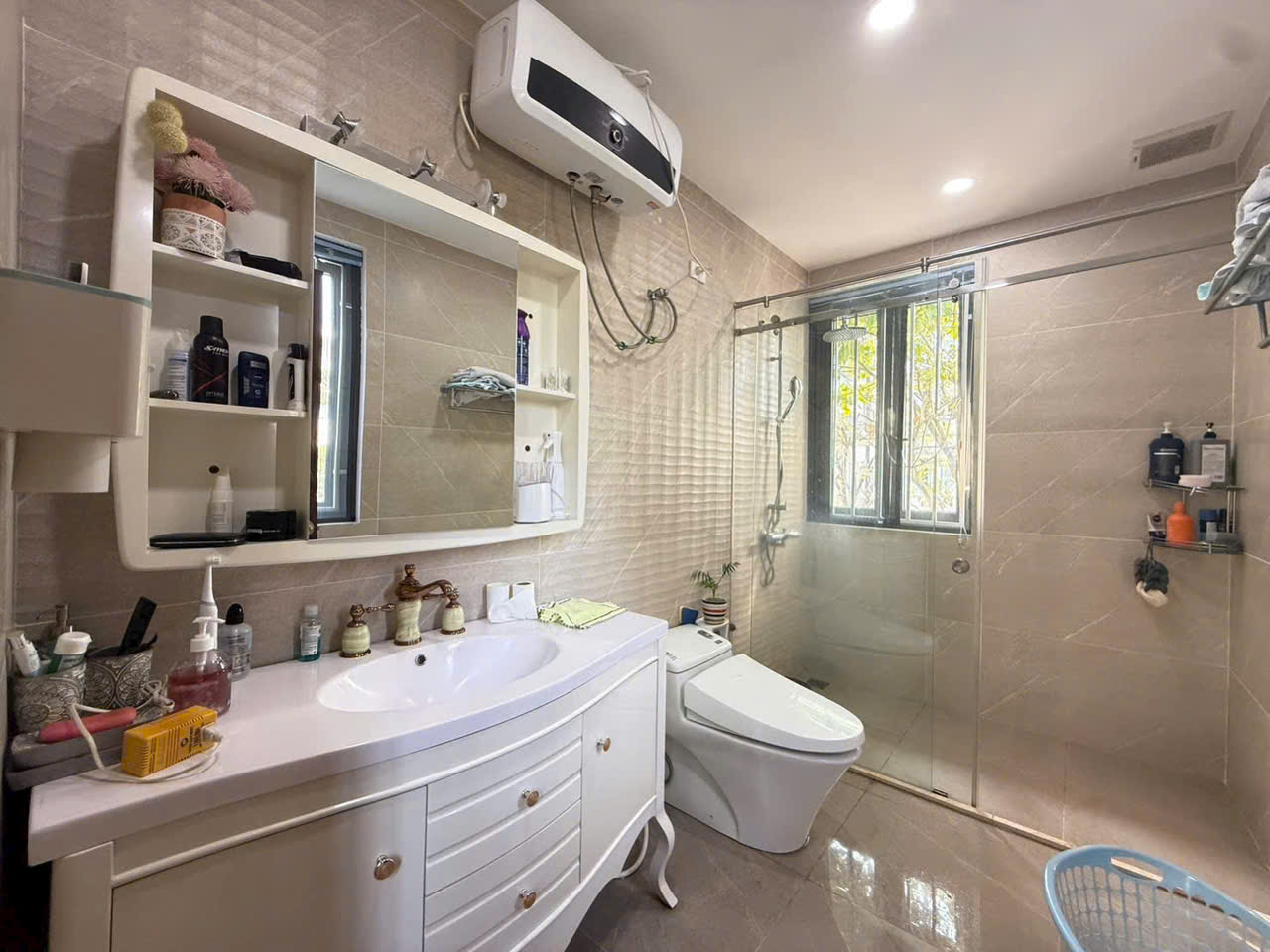 Cho thuê Biệt thự Phường Phú Mỹ, Quận 7, Diện tích 285m², Giá Thương lượng 9