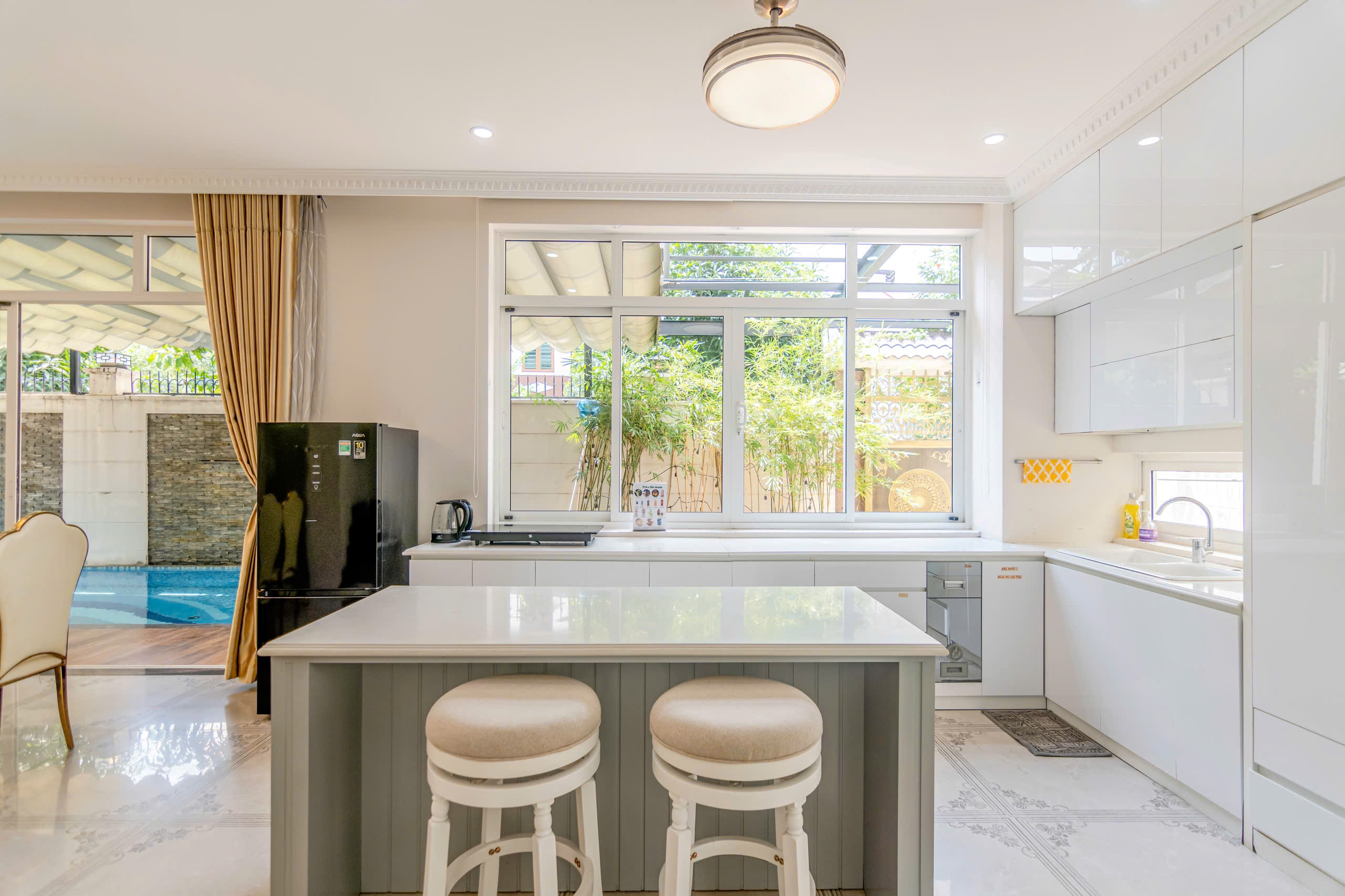 Cho thuê Biệt thự Quận 9, Hồ Chí Minh, Diện tích 350m², Giá Thương lượng 7