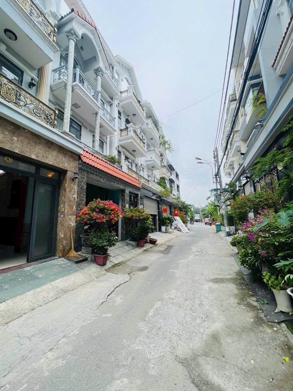 Nhà hẻm xe hơi Đào Tông Nguyên, ngang 6m, hơn 8 tỷ, cạnh trường học 2