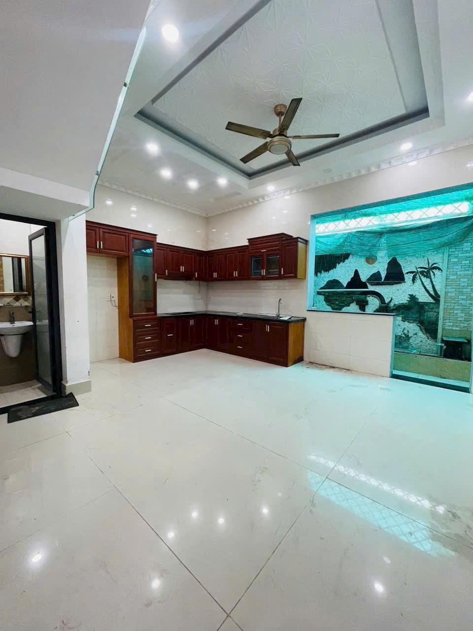 Nhà hẻm xe hơi Đào Tông Nguyên, ngang 6m, hơn 8 tỷ, cạnh trường học 3