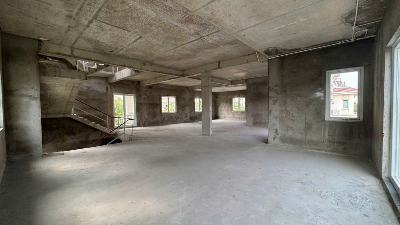 Cho thuê Biệt thự Quận 2, Hồ Chí Minh, Diện tích 330m², Giá Thương lượng 6