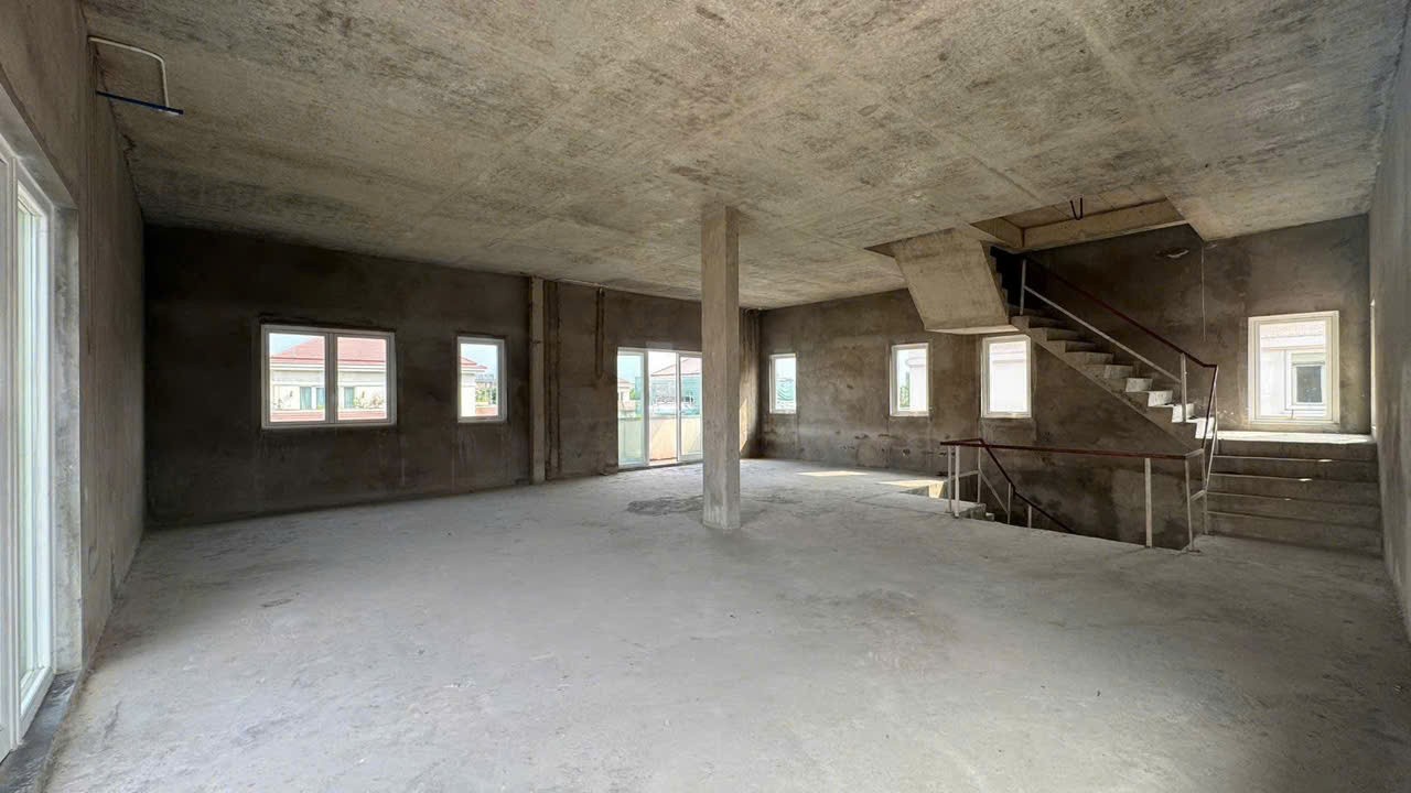 Cho thuê Biệt thự Quận 2, Hồ Chí Minh, Diện tích 330m², Giá Thương lượng 3