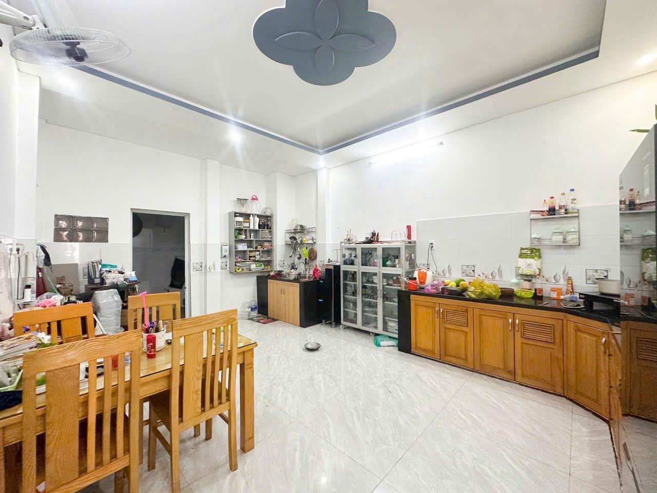 Nhà hẻm thông thoáng Đào Tông Nguyên, khu dân trí cao, 6.25 tỷ 3