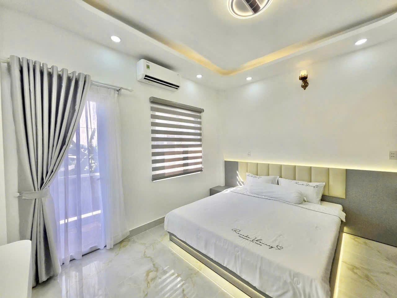 Nhà mặt tiền hẻm Huỳnh Tấn Phát, 3 tầng, 4.95 tỷ, cạnh Phú Mỹ Hưng 3