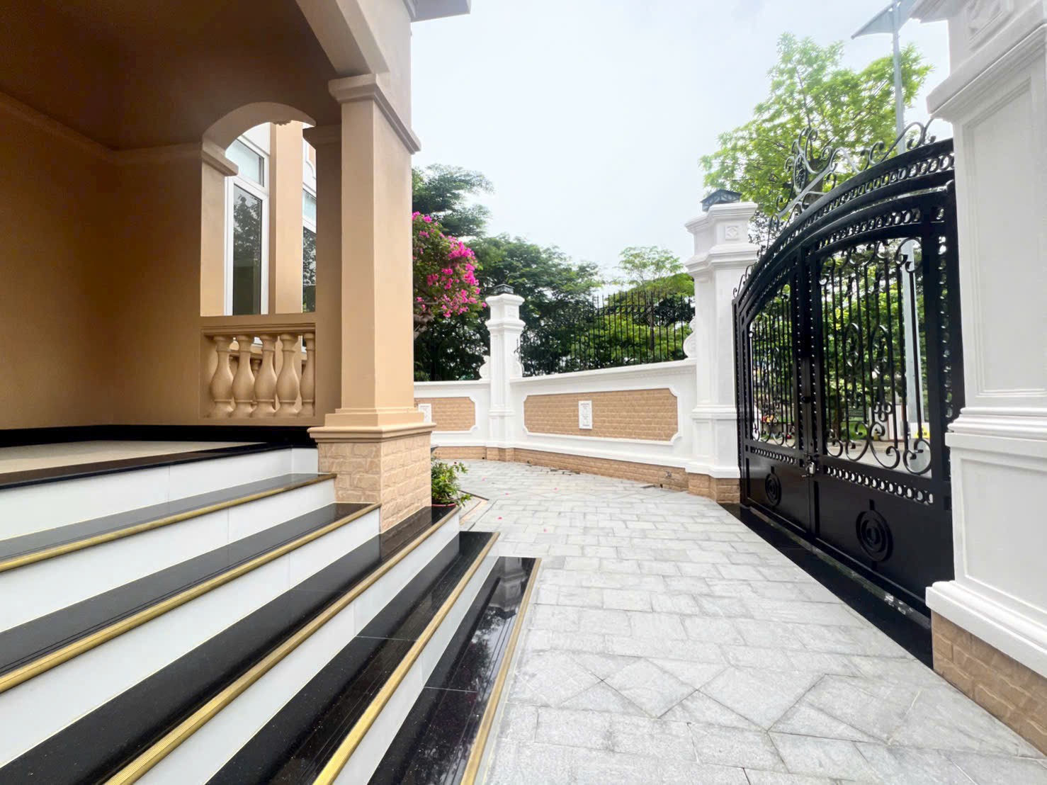 Cần bán Biệt thự Quận 7, Hồ Chí Minh, Diện tích 320m², Giá 89 Tỷ 2