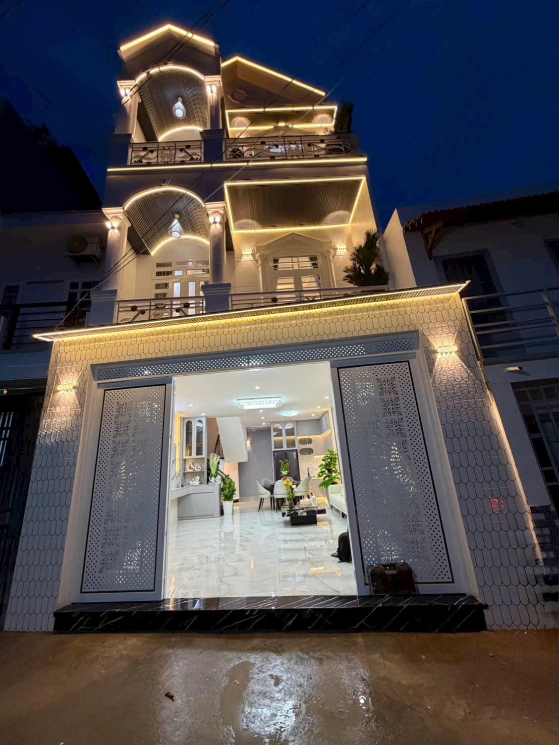 Nhà hẻm xe hơi Huỳnh Tấn Phát, ngay cầu Phú Xuân, ngang 5.5m, chỉ hơn 6 tỷ