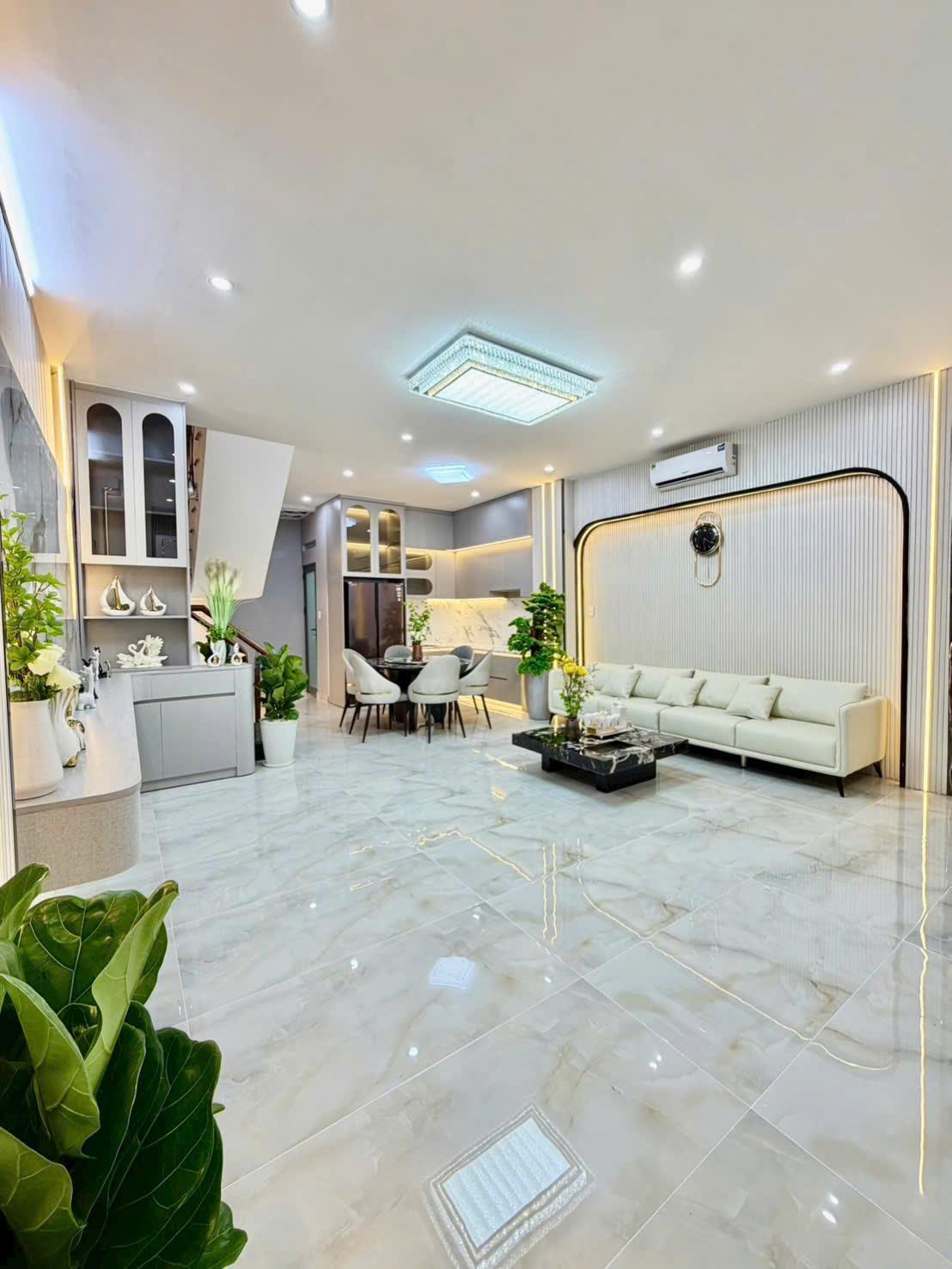 Nhà hẻm xe hơi Huỳnh Tấn Phát, ngay cầu Phú Xuân, ngang 5.5m, chỉ hơn 6 tỷ 2