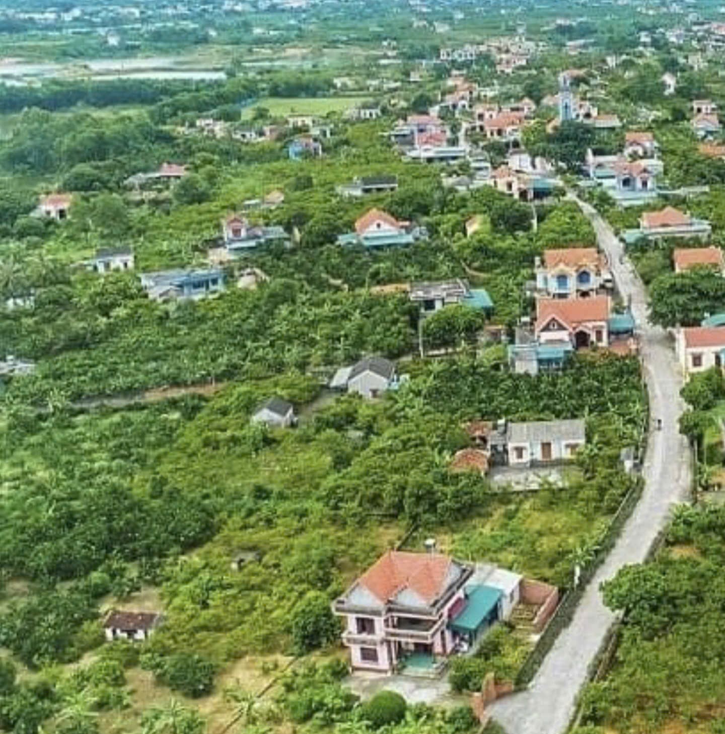Tôi đang cần bán lô đất tại xã Đăk Mar, vị trí cực đẹp cho anh chị nào muốn mua để dành hoặc kinh 5