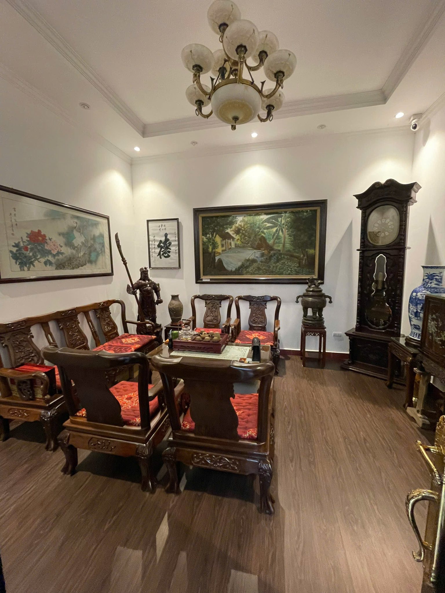 Hiếm Có Tại Võng Thị, Bưởi, Tây Hồ – Lô Góc 84m², Mặt Tiền Khủng 8.2m, Gần Hồ Tây – Giá  20.9 Tỷ