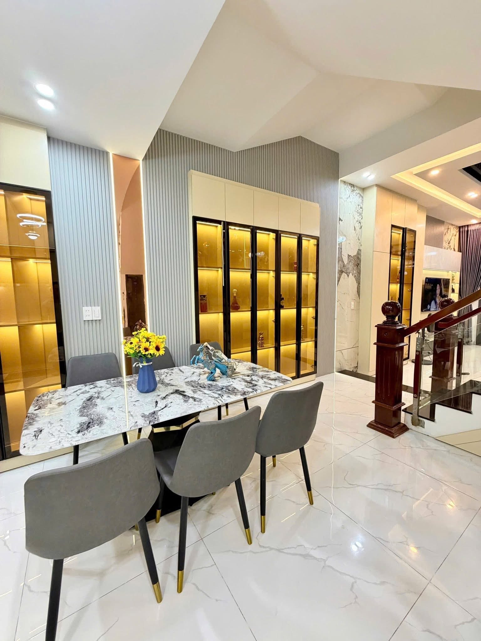 Nhà 3 Tầng full nội thất đường Dương Đức Hiền - Gần biển 5