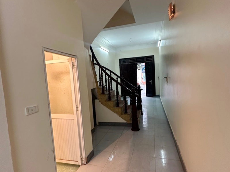 Bán Nhà Thanh Am - Long Biên: 44m2 Nhà 3 tầng, Đường 3 Ô Tô, Kinh Doanh Đỉnh, Gần Hồ & Đường Đôi 40