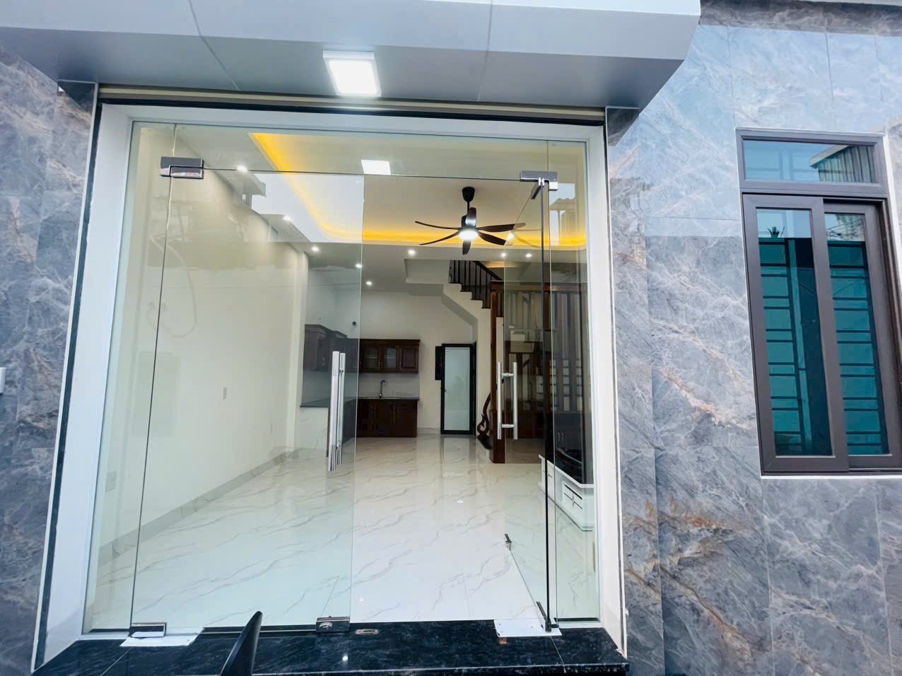 Nhà 3 tầng Nguyễn Thị Duệ thông Ngô Quyền 40m2 ngõ thông giá 2ty650