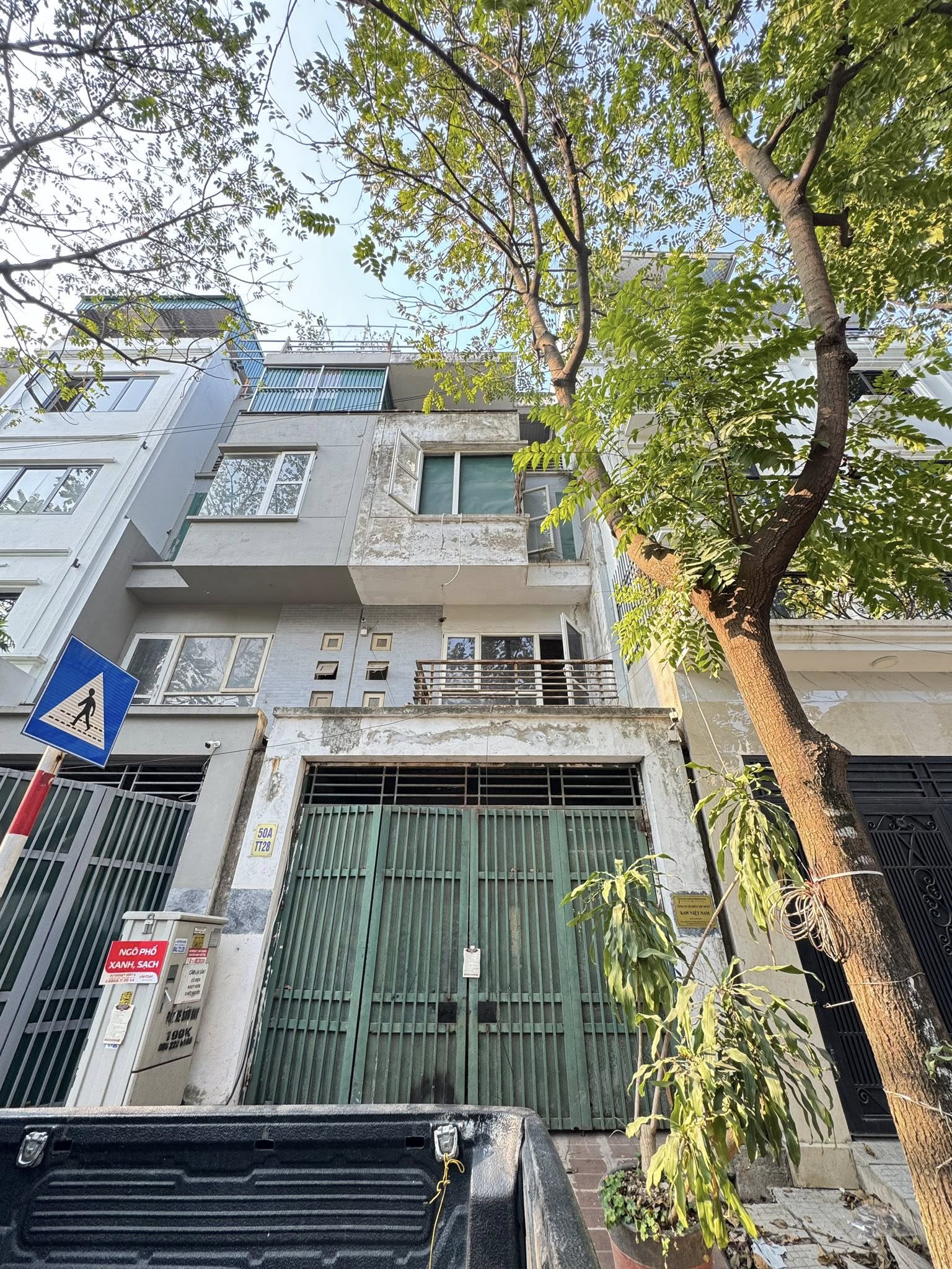 Nhà 4 tầng xây thô TT28 ĐTM Văn Phú, Hà Đông,DT90m2, 20.9 tỷ