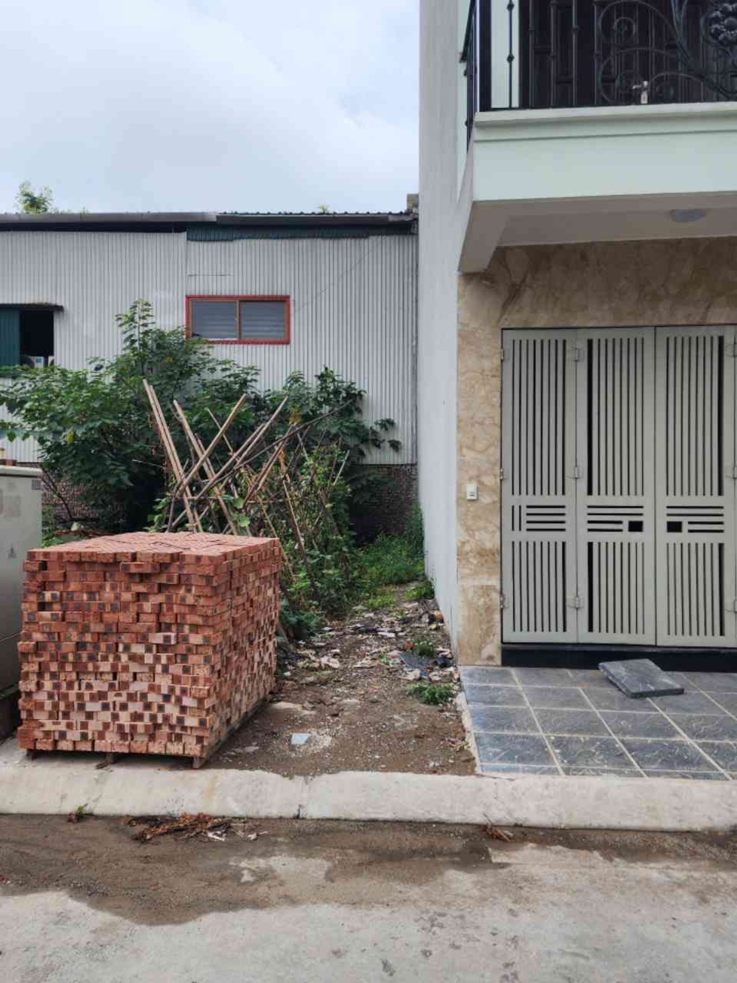 Cơ hội sở hữu Bát Khối 6.9 tỷ ô tô vỉa hè Long Biên Hà Nội 2