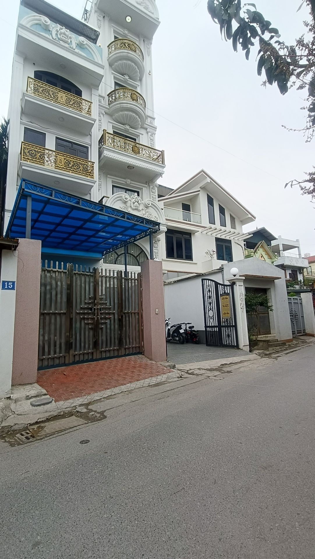 Sẵn căn nhà để không Lâm Du Long Biên 10 tỷ 60m ngõ ô tô