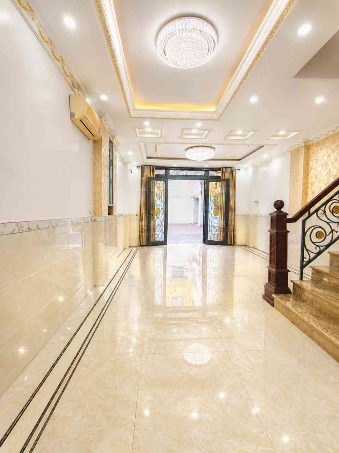 Mặt tiền Bùi Minh Trực ngang 5m công viên 4 tầng Mới ở ngay- 0931172218 3