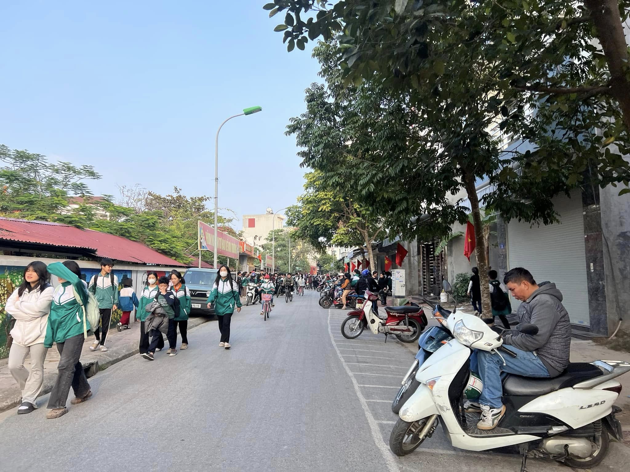Bán đất mặt phố Tây Hào, ph Ngọc Châu, TP Hải Dương, 75m2, mt 5m, KD buôn bán tốt 2