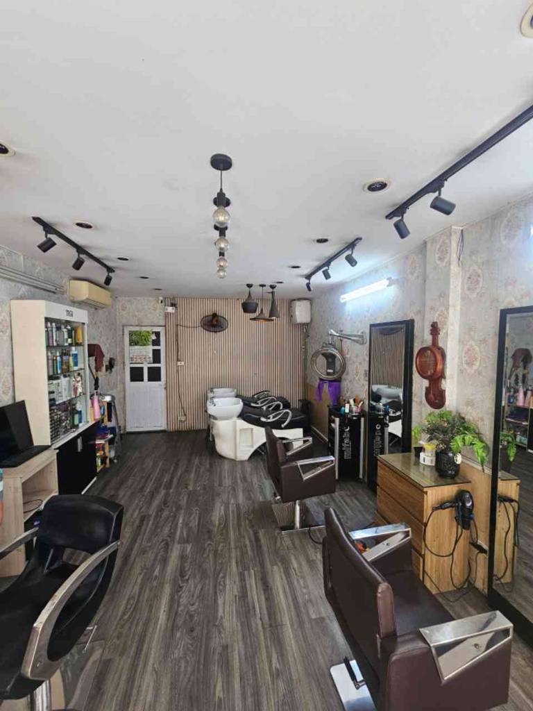 Cần bán Nhà mặt tiền đường Bạch Mai, Phường Bách Khoa, Diện tích 75m², Giá 28.3 Tỷ 5