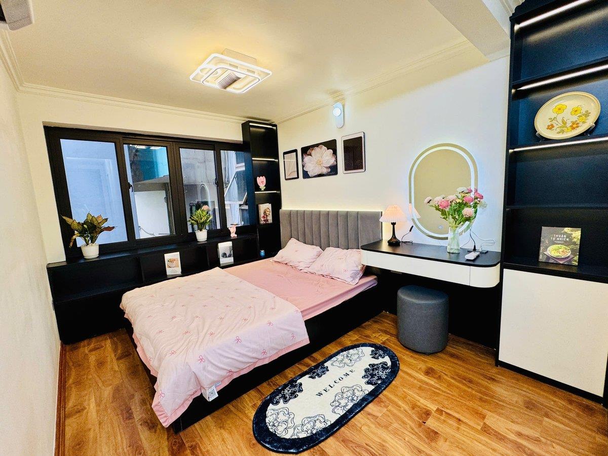 NHÀ 30M - TRUNG TÂM QUẬN HAI BÀ TRƯNG- SÁT PHỐ CỔ - CHỈ 150M RA MẶT PHỐ TRẦN KHÁT CHÂN - 5 TẦNG 3 2
