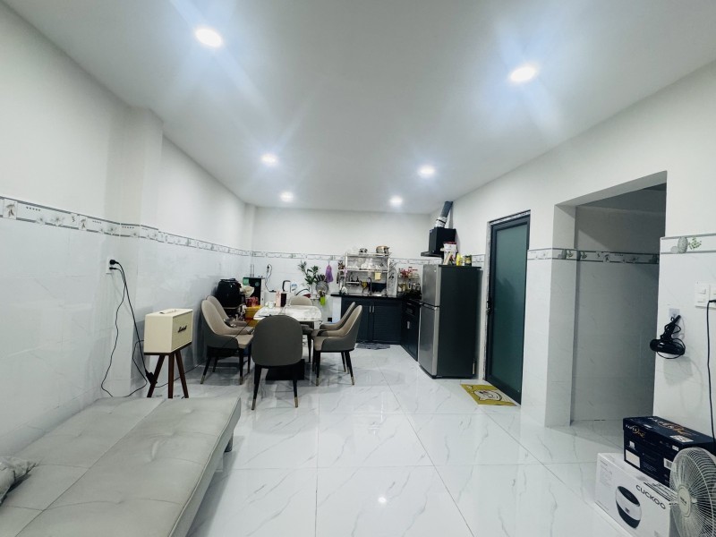 Bán nhà đường số 3, Phường Tăng Nhơn Phú B, Q9, Thủ Đức, TP HCM. DT 65m2, 2 tầng. Giá 5,45 tỷ.