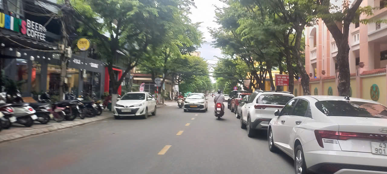 NHÀ 3T ÔNG ÍCH KHIÊM – ĐƯỜNG Ô TÔ 5M, GẦN BIỂN – HƠN 5 TỶ 4