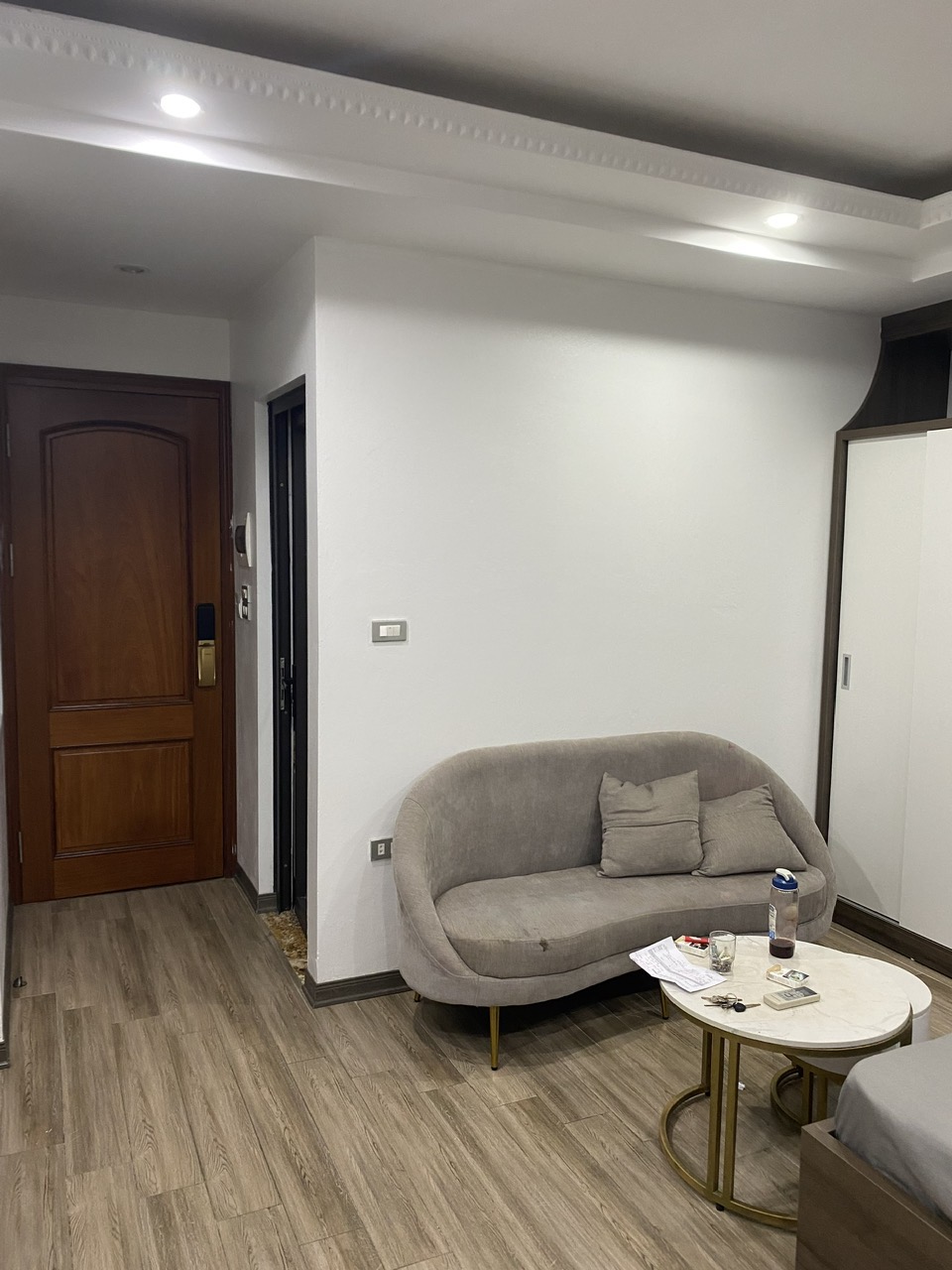 Cho thuê Căn hộ chung cư mini Full đồ cao cấp. Ban công View thoáng cực Chill. Chỉ 5.5tr 5