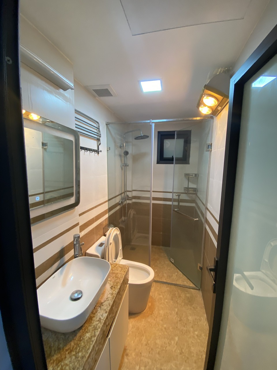 Cho thuê Căn chung cư mini tại Trích Sài, Tây Hồ Full đồ. Ngõ nông rộng, ban công View hồ 6
