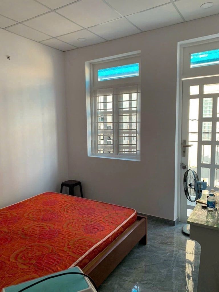 Cho thuê nhà nguyên căn hẻm xe hơi dường số 2 hiệp bình phước