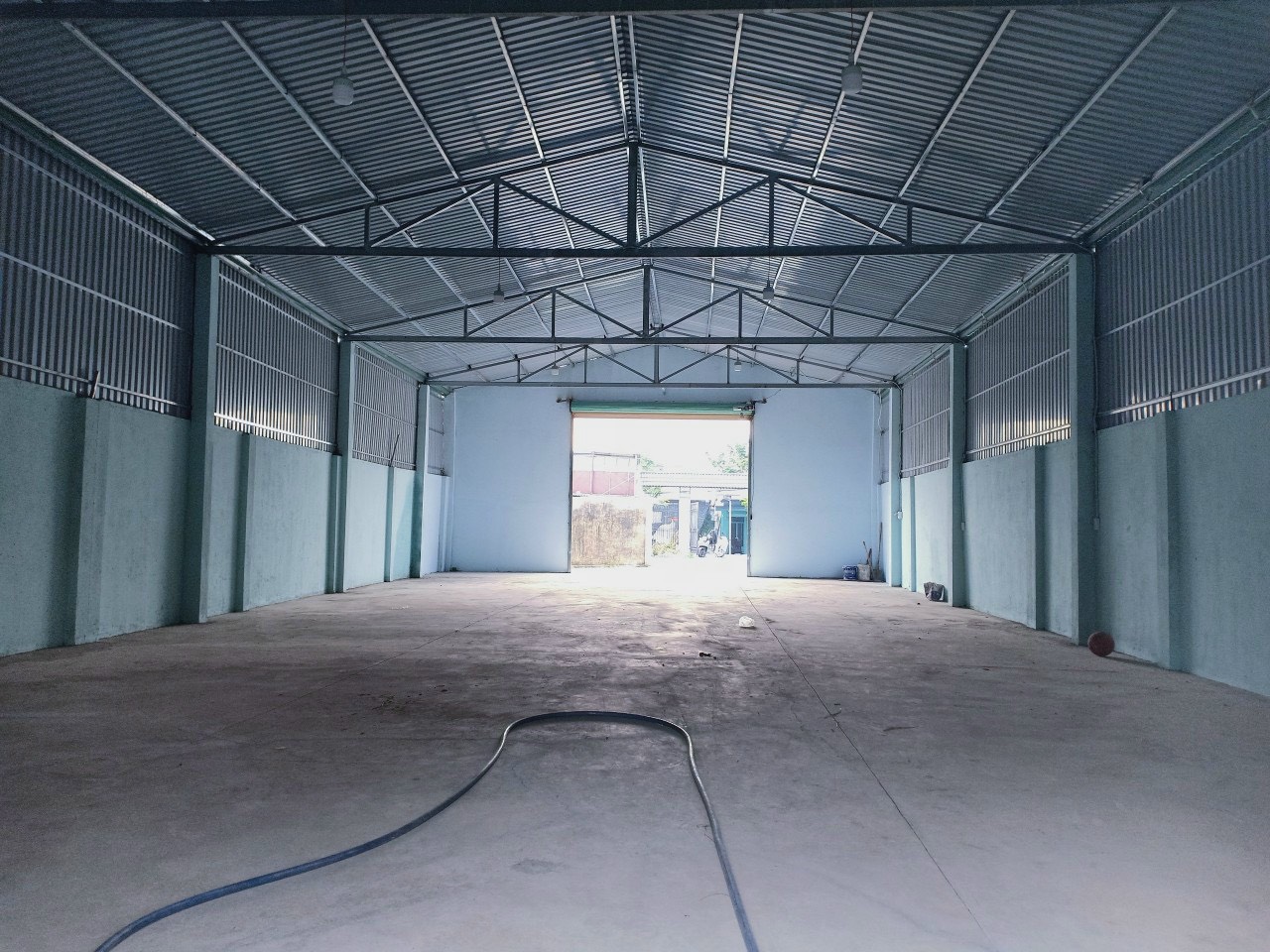 Bán nhà kho mt đường nhựa xe tải 3,5t xã Phước Lợi dt 500m2 ( 400m2 thổ ) giá 6 tỷ